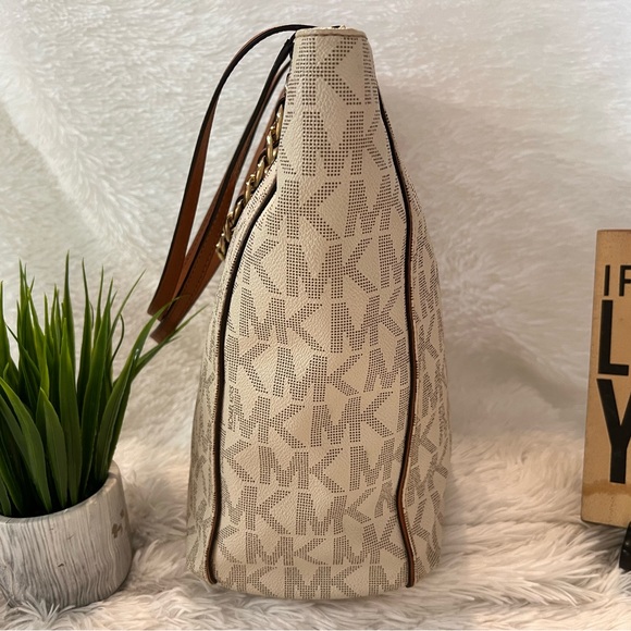 Michael Kors large Harper East West Signature Tote Handbag - LIKE NEW! - Picture 5 of 16